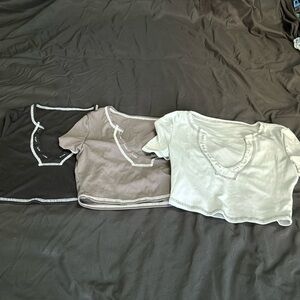 black gray and white cropped v neck